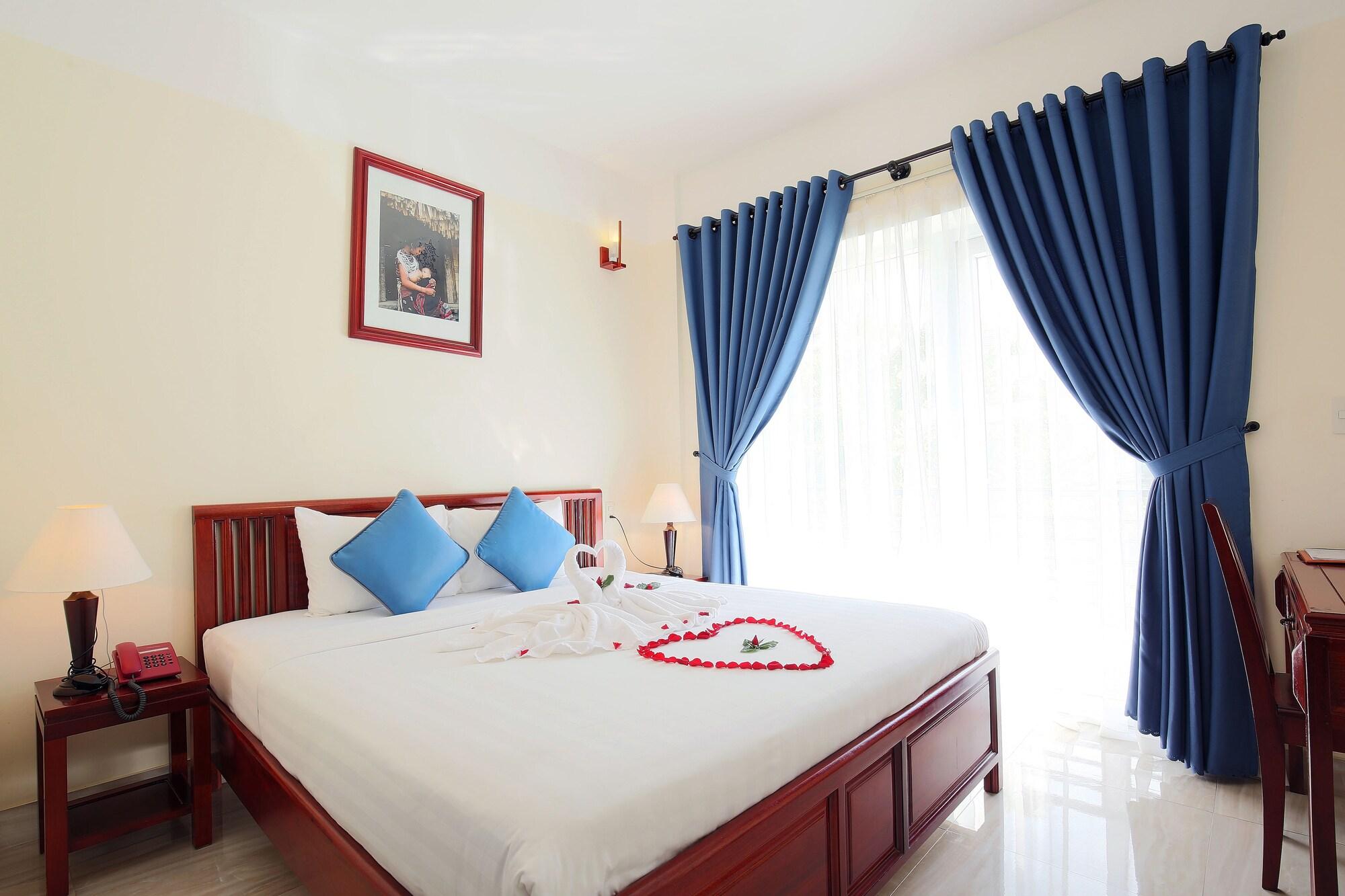 Prince Hotel Хой Ан Екстериор снимка