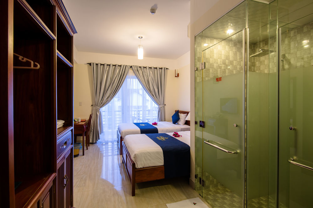 Prince Hotel Хой Ан Екстериор снимка