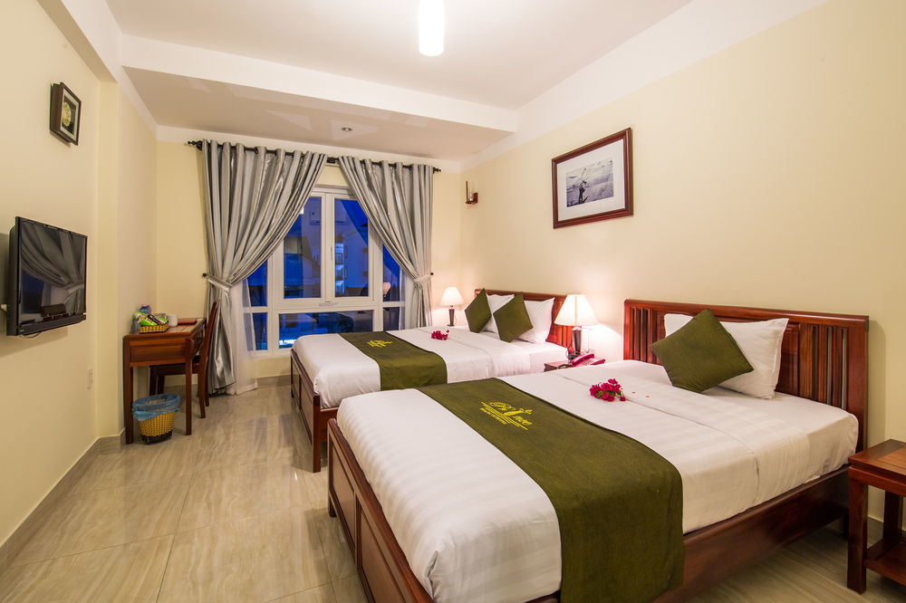 Prince Hotel Хой Ан Екстериор снимка