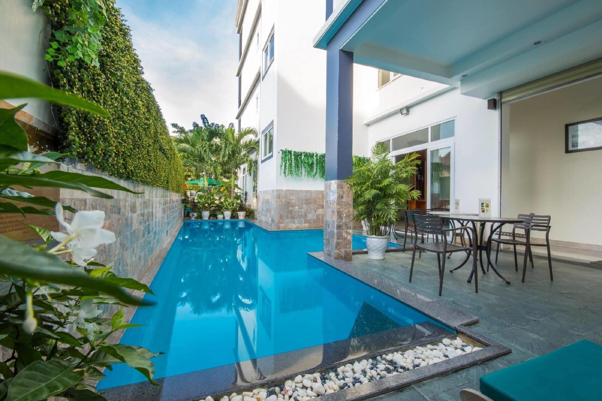Prince Hotel Хой Ан Екстериор снимка