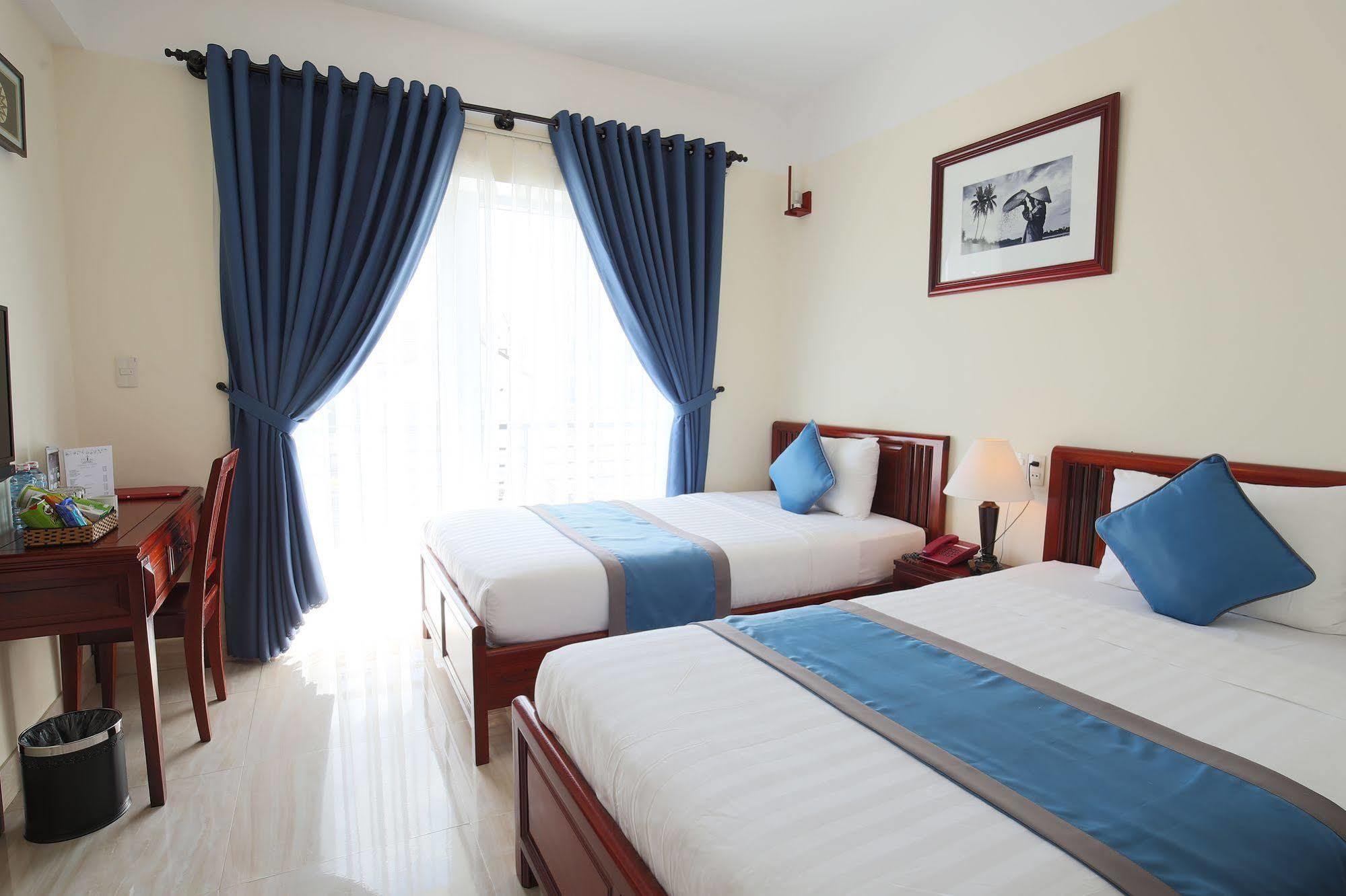 Prince Hotel Хой Ан Екстериор снимка
